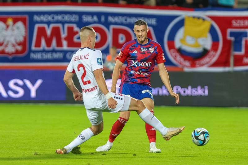 Football. PKO BP Ekstraklasa. Gornik Zabrze - Rakow Czestochowa. 22.10.2023