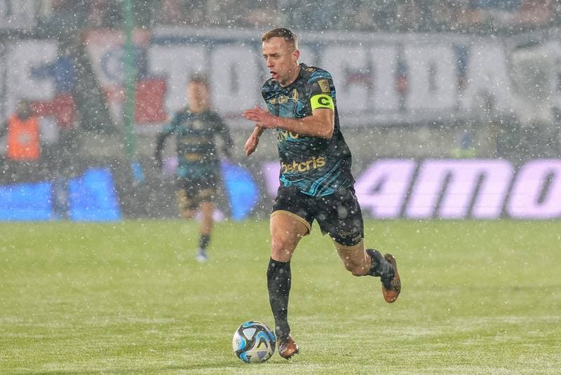 Football. PKO BP Ekstraklasa. Gornik Zabrze - Pogon Szczecin. 01.12.2023