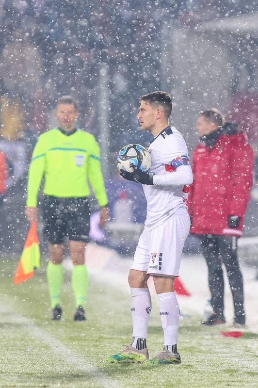 Football. PKO BP Ekstraklasa. Gornik Zabrze - Pogon Szczecin. 01.12.2023
