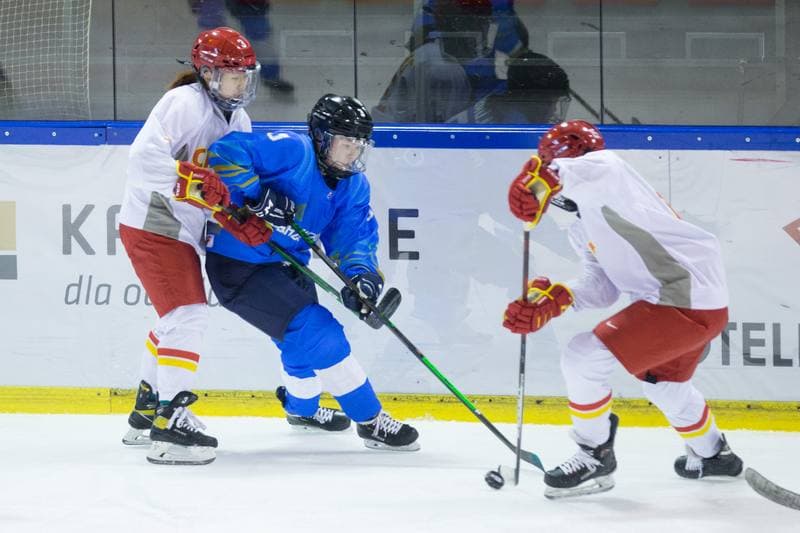 Ice Hockey. Women's World Championship Division 1B. China - Kazakhstan. 12.04.2022