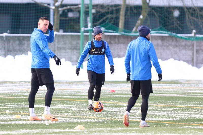 Football. Ruch Chorzow. Training. 08.01.2024