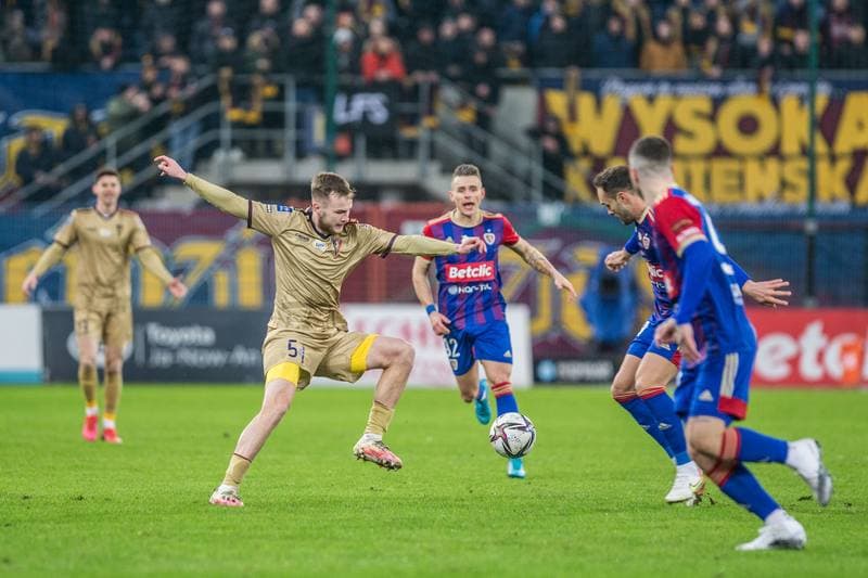 Football. PKO BP Ekstraklasa. Piast Gliwice - Pogon Szczecin. 05.02.2022