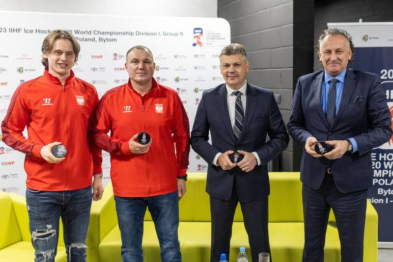 Ice Hockey. Poland national team. Press Conference. 01.12.2022