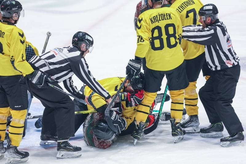 Ice Hockey. Puchar Polski. GKS Katowice - GKS Tychy. 28.12.2022