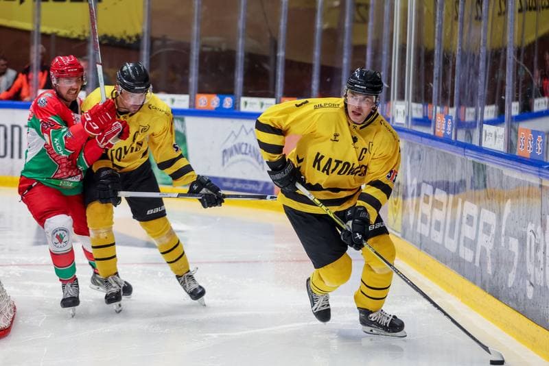 Ice Hockey. Tauron Hokej Liga. GKS Katowice - Zaglebie Sosnowiec. 01.10.2023