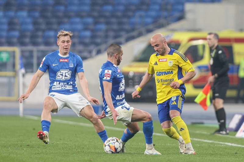 Football. Betclic I Liga. Ruch Chorzow - Arka Gdynia. 08.03.2025