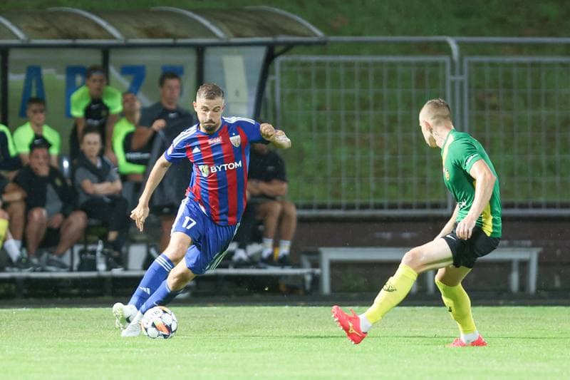 Football. Betclic II liga. GKS Jastrzebie - Polonia Bytom. 17.08.2024