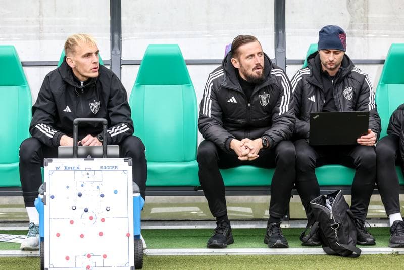 Football. Betclic II liga. Zaglebie Sosnowiec - Polonia Bytom. 09.11.2024