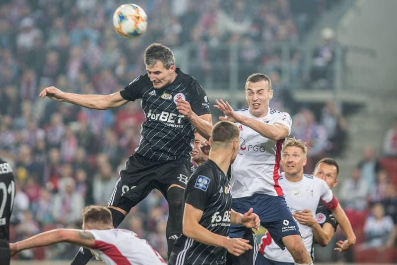 Football. PKO BP Ekstraklasa. Gornik Zabrze - LKS Lodz. 20.10.2019