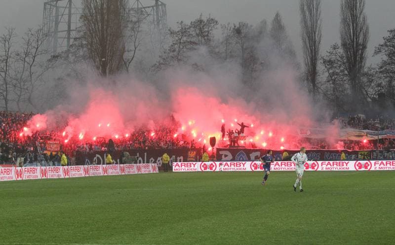 Football. T-Mobile Ekstraklasa. Ruch Chorzow - Gornik Zabrze. 15.04.2012