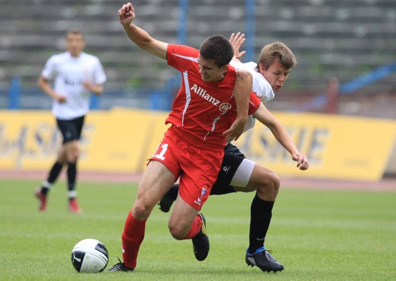 Football. Mloda Ekstraklasa. Gornik Zabrze - Zaglebie Lubin. 04.09.2010