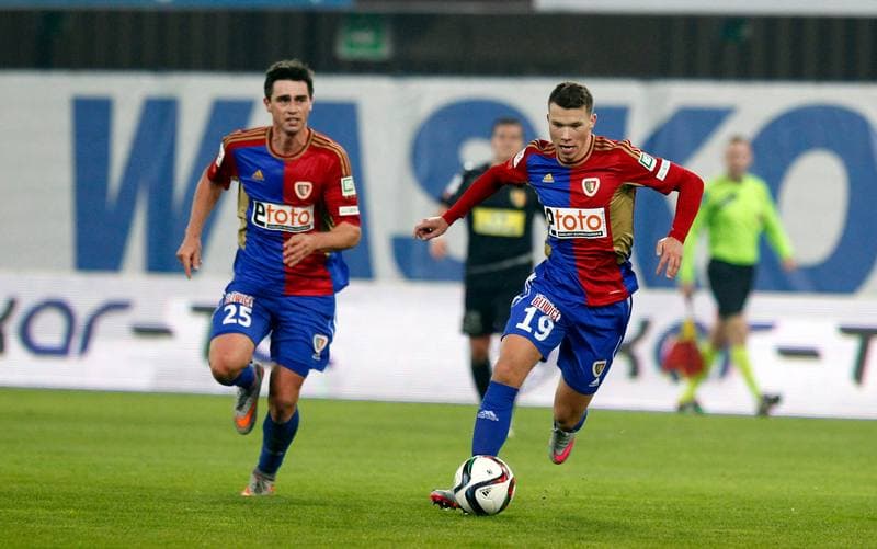 Football. PKO BP Ekstraklasa. Piast Gliwice - Korona Kielce. 24.10.2015