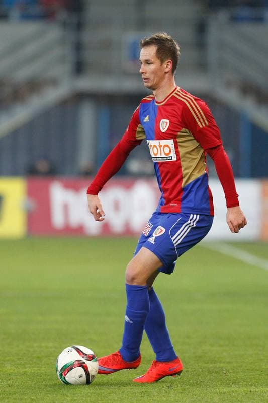 Football. PKO BP Ekstraklasa. Piast Gliwice - Lech Poznan. 20.12.2015