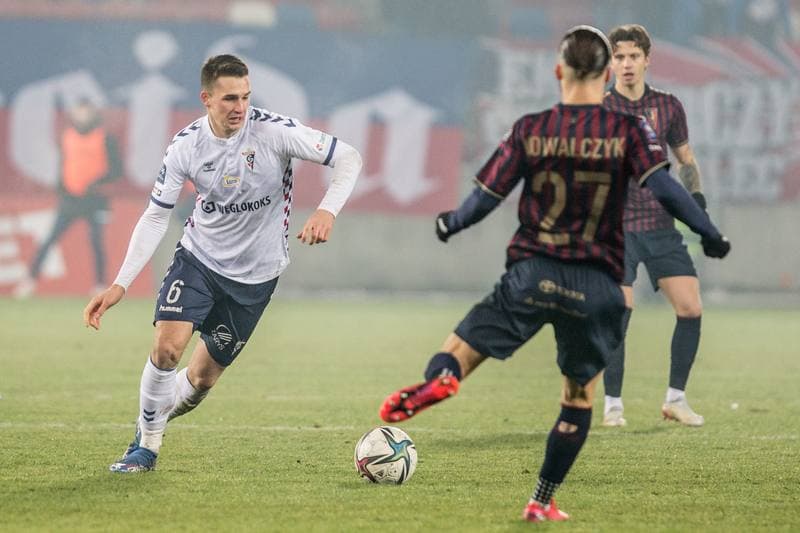 Football. PKO BP Ekstraklasa. Gornik Zabrze - Pogon Szczecin. 12.12.2021