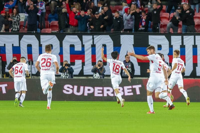 Football. PKO BP Ekstraklasa. Gornik Zabrze - Rakow Czestochowa. 22.10.2023