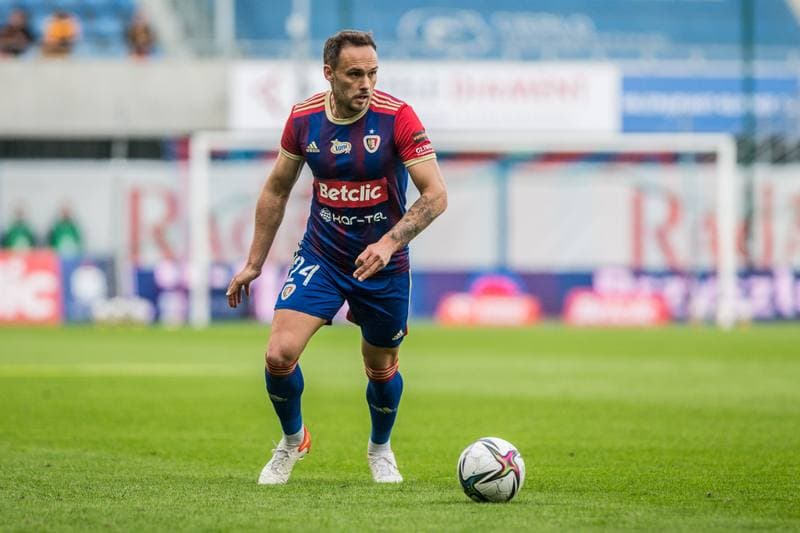 Football. PKO BP Ekstraklasa. Piast Gliwice - Jagiellonia Bialystok. 23.04.2022