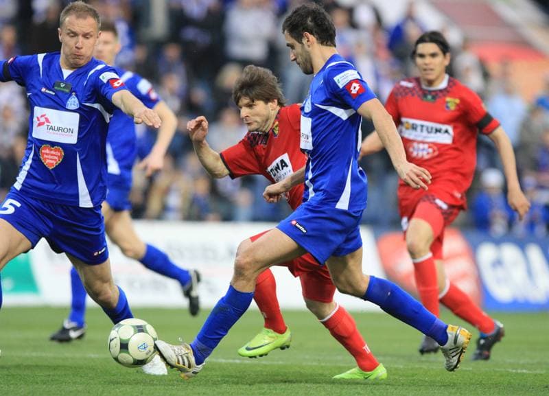 Football. Ekstraklasa. Ruch Chorzow - Odra Wodzislaw. 20.04.2010