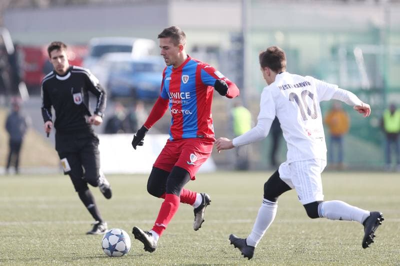 Football. Sparing. MFK Karvina - Piast Gliwice. 20.01.2018