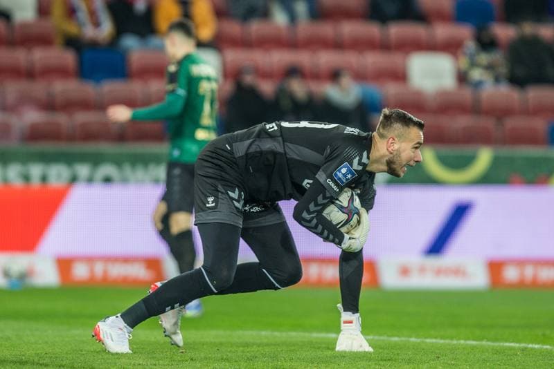 Football. PKO BP Ekstraklasa. Gornik Zabrze - Slask Wroclaw. 03.12.2021