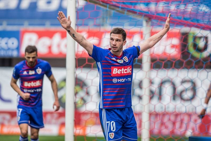 Football. PKO BP Ekstraklasa. Piast Gliwice - Podbeskidzie Bielsko-Biala. 03.05.2021