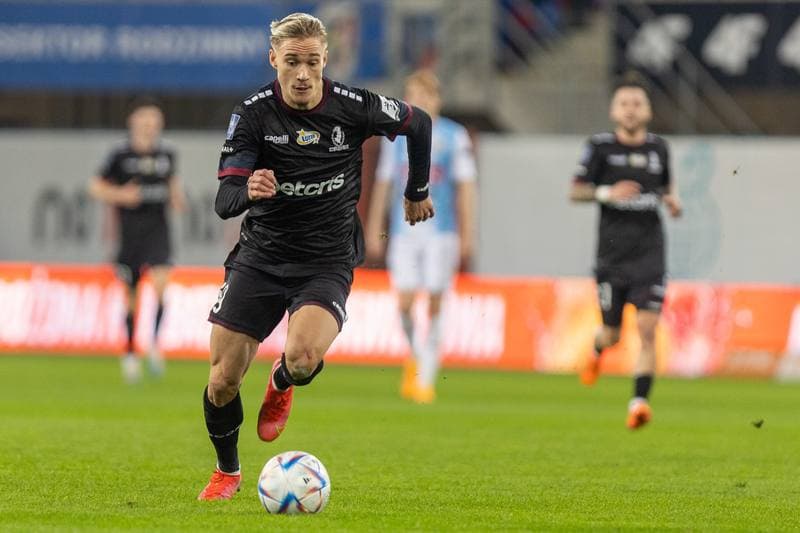 Football. PKO BP Ekstraklasa. Piast Gliwice - Pogon Szczecin. 29.04.2023