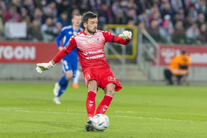 Football. PKO BP Ekstraklasa. Gornik Zabrze - Wisla Plock. 17.03.2023