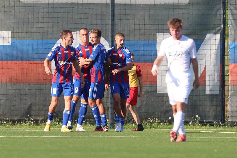 Football. Betclic II Liga. Polonia Bytom - Rekord Bielsko-Biala. 11.08.2024