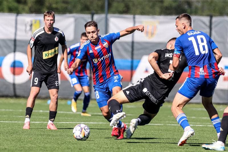 Football. Betclic II Liga. Polonia Bytom - LKS II Lodz. 21.09.2024