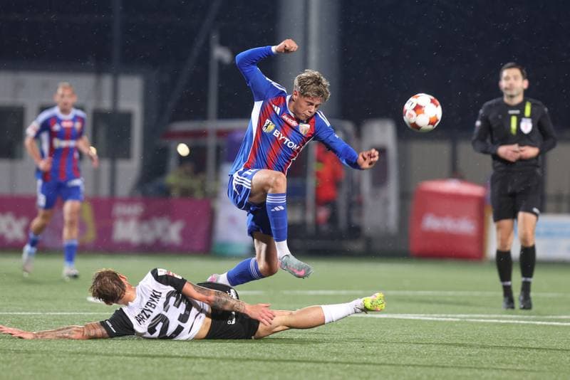 Football. Betclic I liga. Polonia Bytom - Puszcza Niepolomice. 04.10.2025