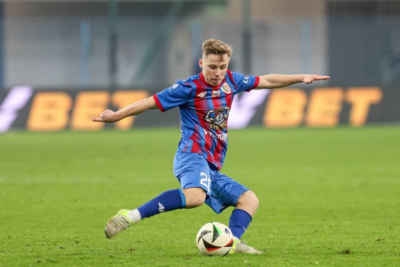 Football. PKO BP Ekstraklasa. Piast Gliwice - Lech Poznan. 29.11.2024