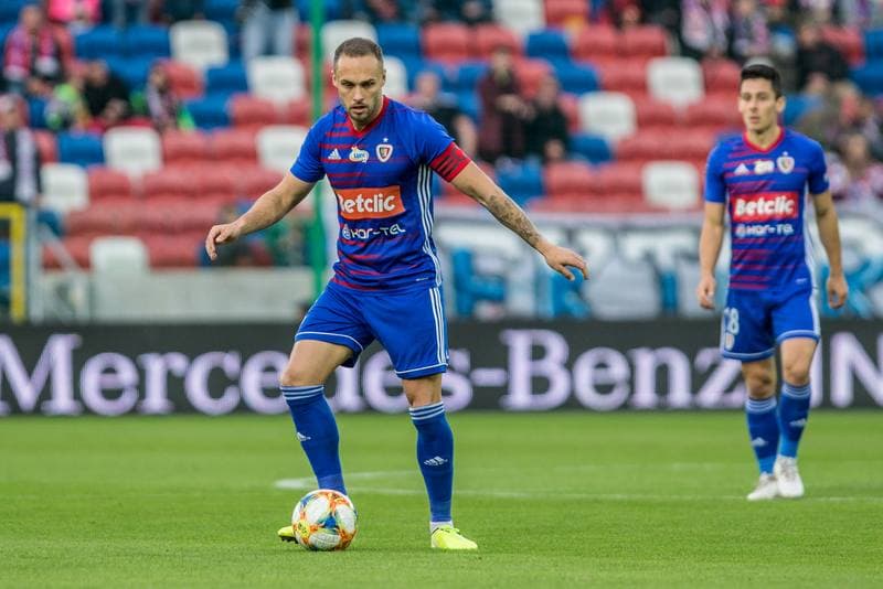 Football. PKO BP Ekstraklasa. Gornik Zabrze - Piast Gliwice. 03.11.2019