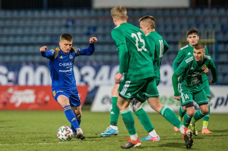 Football. III Liga. Ruch Chorzow - Foto-Higiena Gac. 13.03.2021