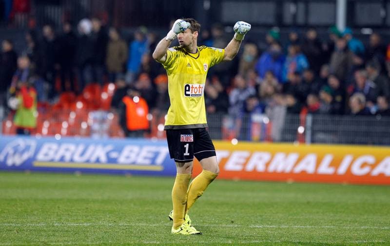 Football. PKO BP Ekstraklasa. Termalica Bruk-Bet Nieciecza - Piast Gliwice. 20.11.2015