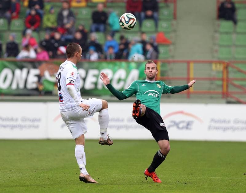 Football. I Liga. GKS Belchatow - Zaglebie Sosnowiec. 10.04.2016