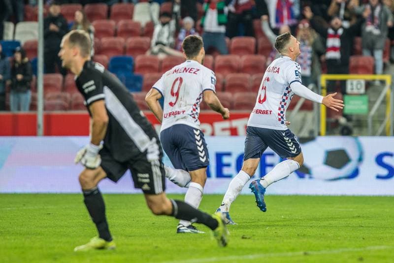 Football. PKO BP Ekstraklasa. Gornik Zabrze - Wisla Plock. 02.10.2021