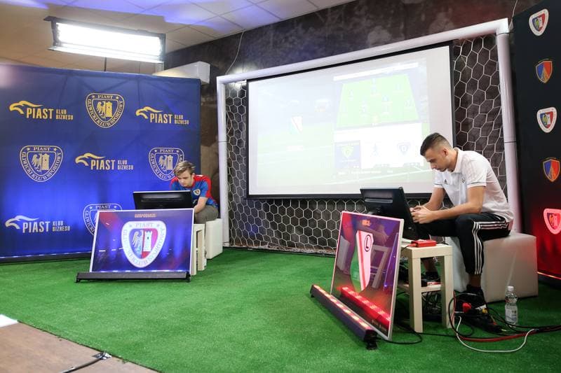 E-sport. Show Match. Piast Gliwice - Legia Warsaw. 12.12.2017