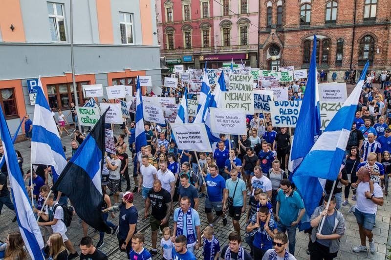 Football. Ruch Chorzow. Protest. 05.09.2019