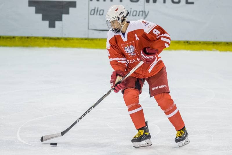 Ice Hockey. Women's World Championship Division 1B. Poland - Slovenia. 09.04.2022