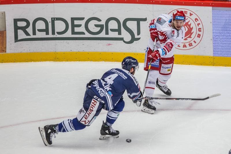 Ice Hockey. Tipsport Extraliga. Ocelari Trinec - Vitkovice Ridera. 21.11.2019