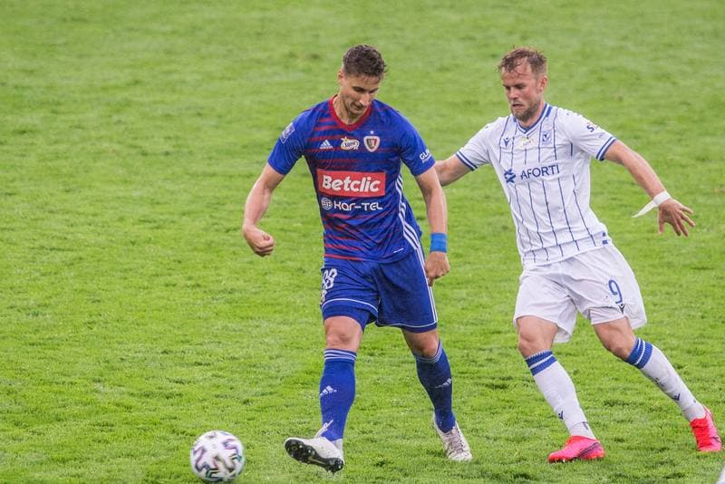 Football. PKO BP Ekstraklasa. Piast Gliwice - Lech Poznan. 20.06.2020