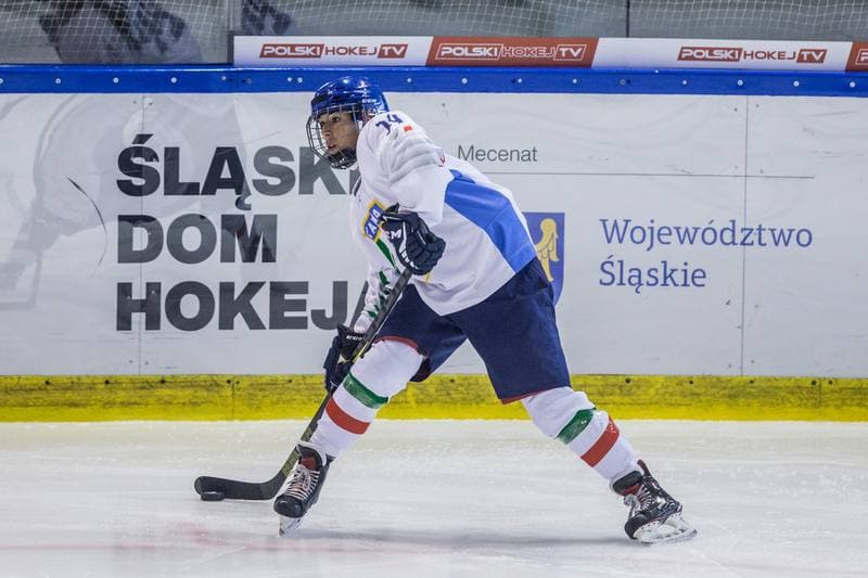 Ice Hockey. Women's World Championship Division 1B. Slovenia - Italy. 08.04.2022