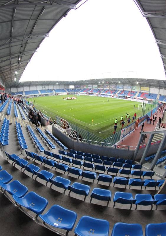Football. I liga. Piast Gliwice - Kolejarz Stroze. 12.05.2012