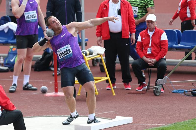 Athletics. Ostrava Golden Spike. Danuta Urbanik - Lucia Hrivnak Klocova. 20.05.2016