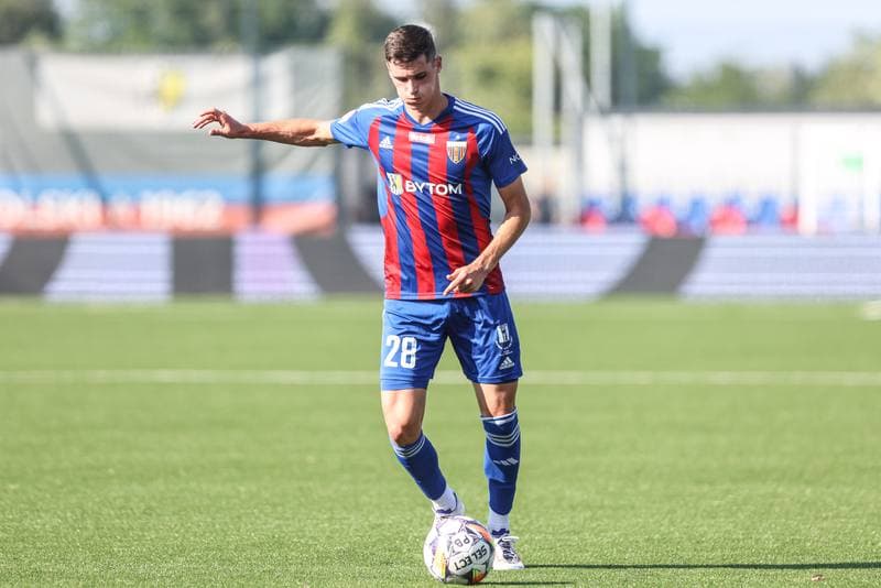 Football. Betclic II liga. Polonia Bytom - Resovia Rzeszow. 24.08.2024