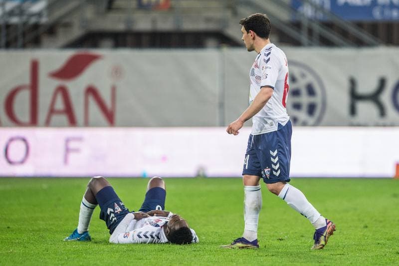 Football. PKO BP Ekstraklasa. Piast Gliwice - Gornik Zabrze. 12.04.2021