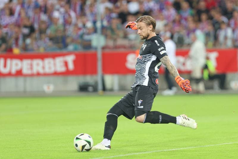 Football. PKO BP Ekstraklasa. Gornik Zabrze - Rakow Czestochowa. 18.08.2024
