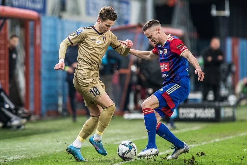 Football. PKO BP Ekstraklasa. Piast Gliwice - Pogon Szczecin. 05.02.2022