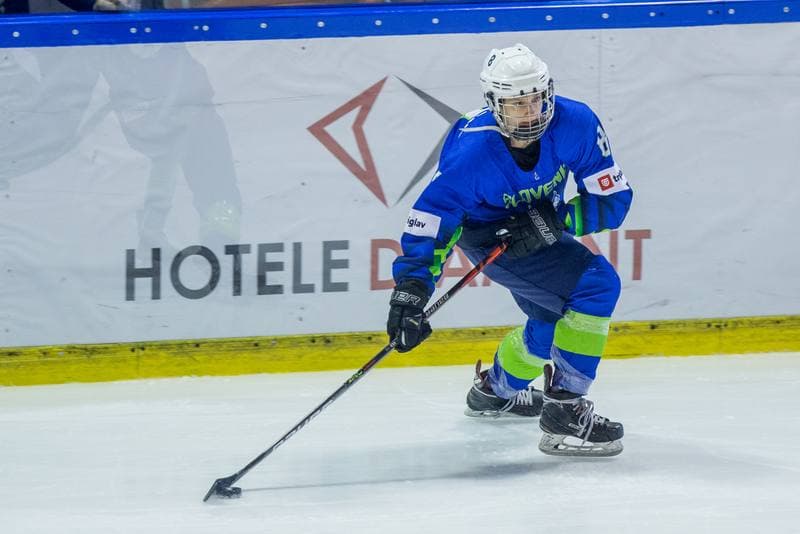 Ice Hockey. Women's World Championship Division 1B. Slovenia - China. 11.04.2022