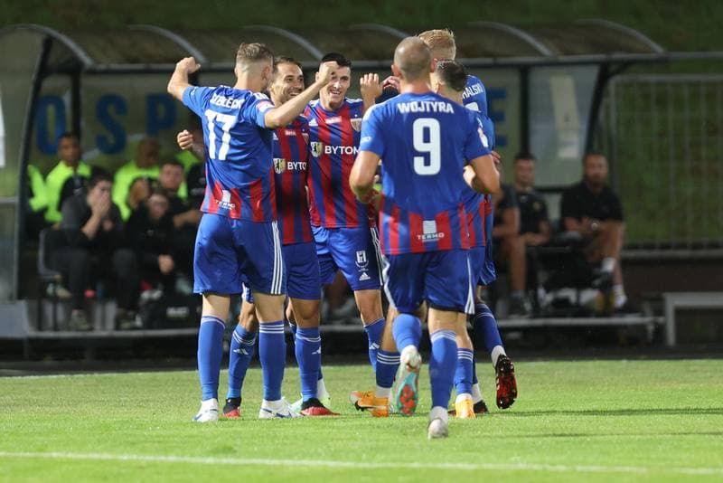 Football. Betclic II liga. GKS Jastrzebie - Polonia Bytom. 17.08.2024