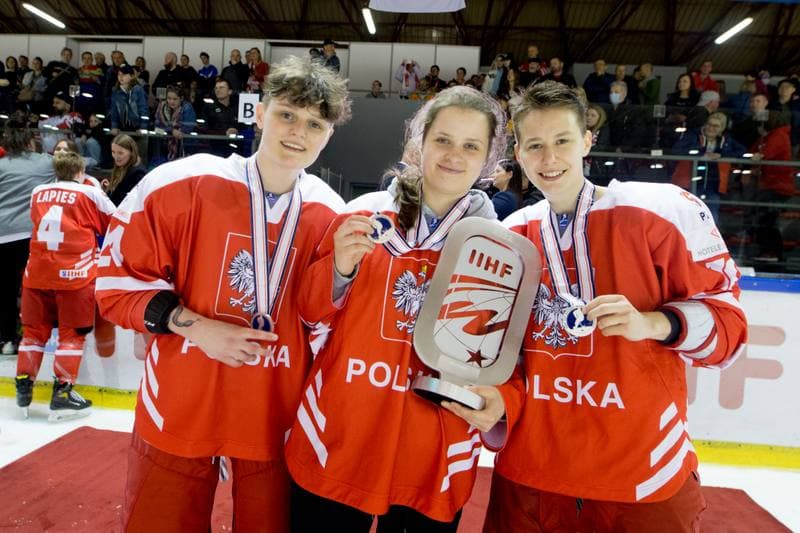 Ice Hockey. Women's World Championship Division 1B. Poland - China. 14.04.2022